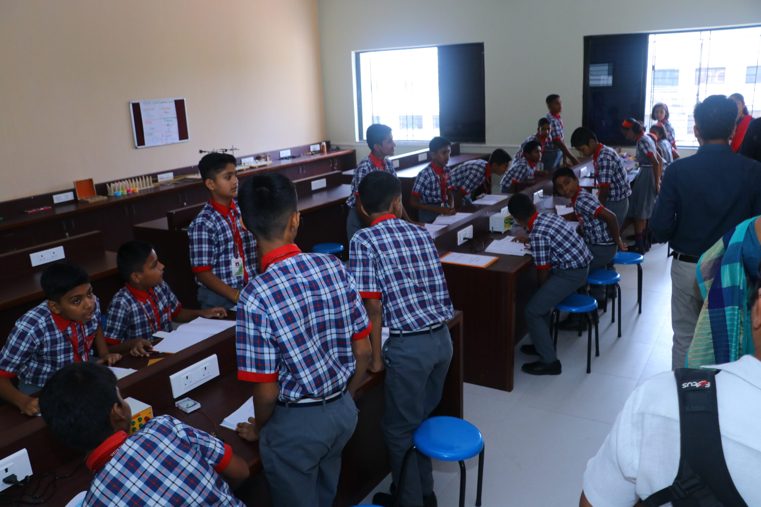 VPDCPS Physics lab